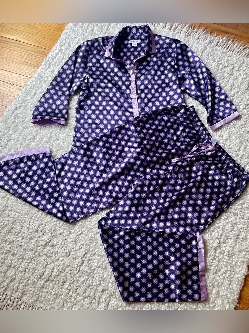 Liz Claiborne Purple Patterned Satin Pajama Set Drawstring Pants Button Down Top